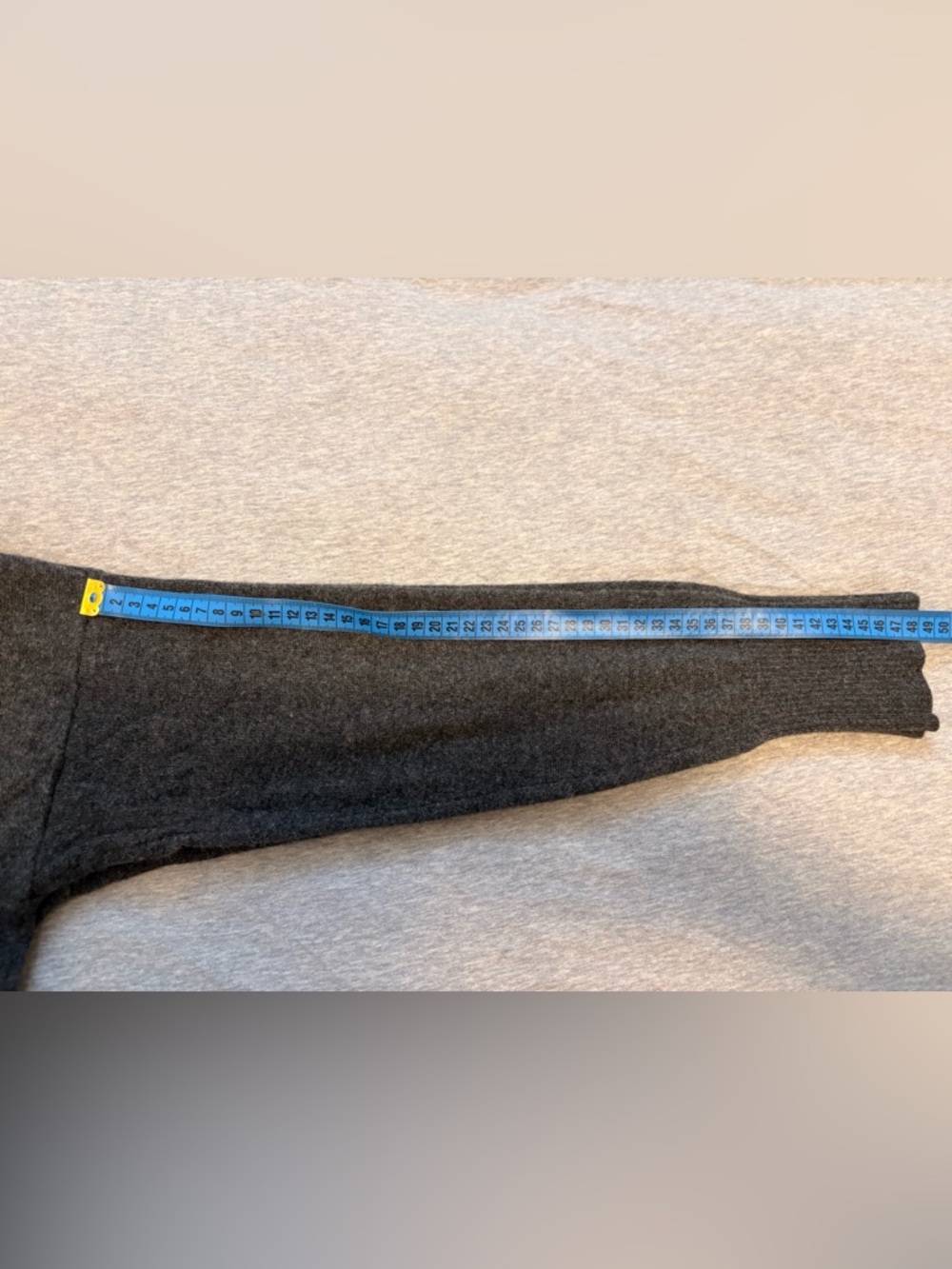 Uniqlo 100% Cashmere Crew Neck Jumper - Picture 9 of 9